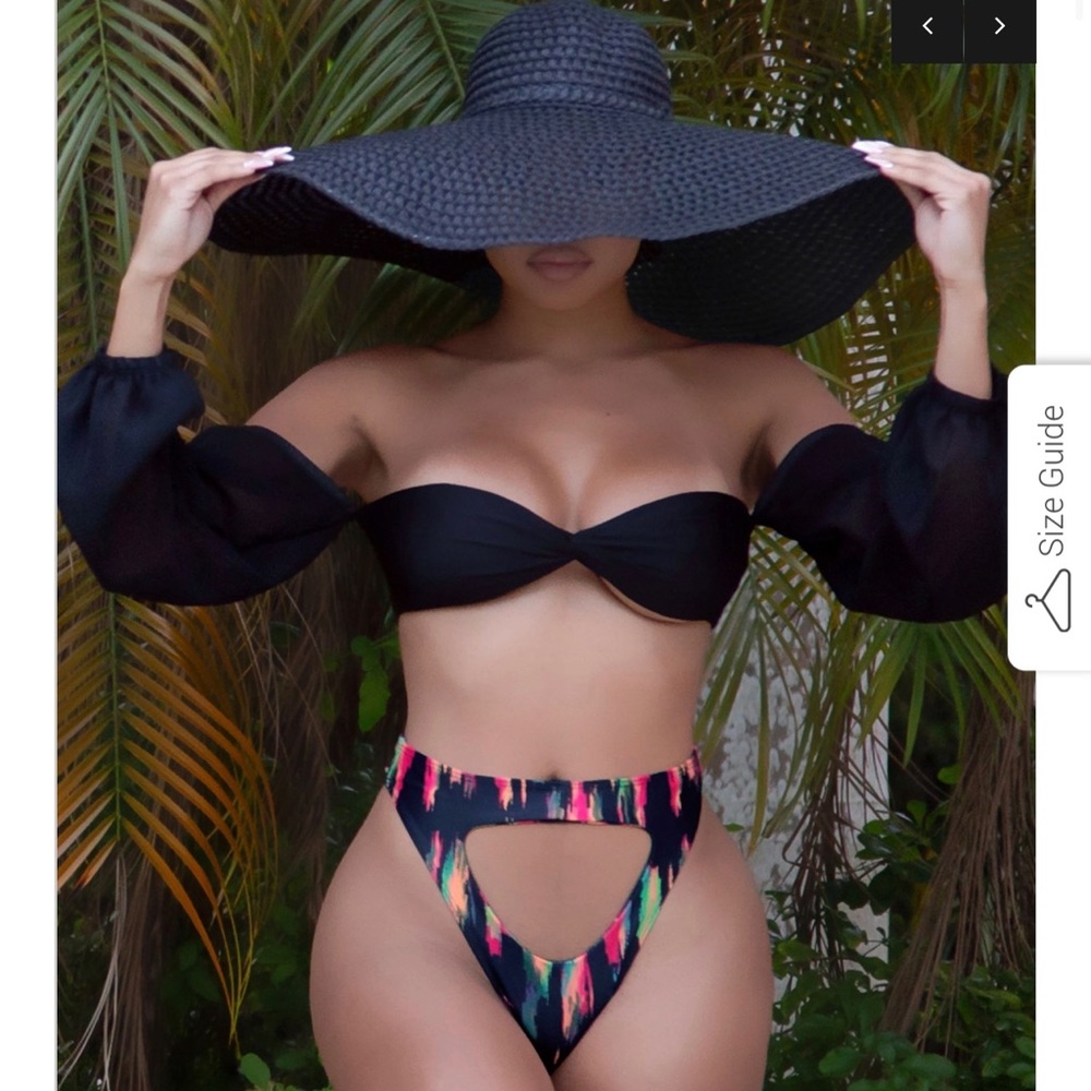⛔️SOLD⛔️Brand new swimsuit sz large by matte collection